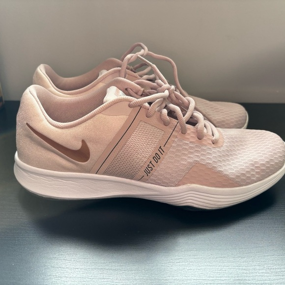Nike City Trainers Women's Pink Athletic Shoes - Picture 8 of 10